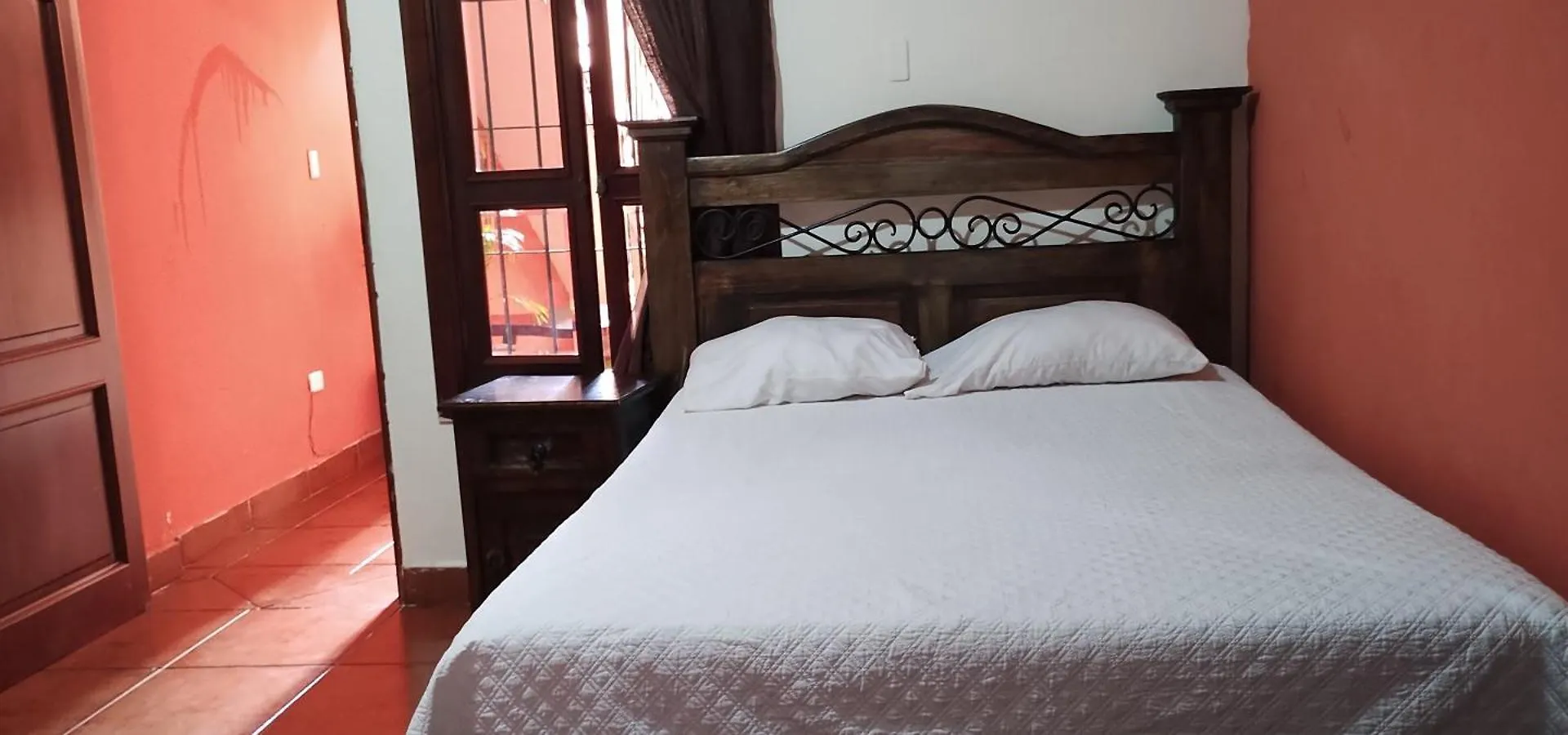 **  Hotel City Of Dreams Antigua Guatemala